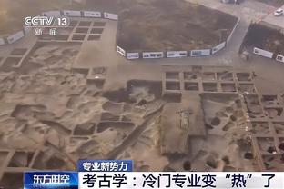 这不比老里厉害？4岁小助教更衣室激情演讲 从小与父亲一起跟队